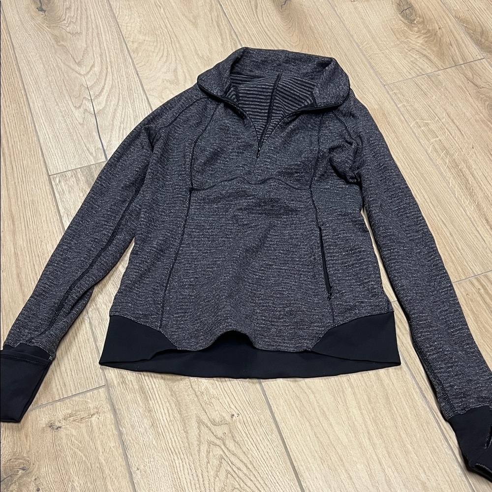 Lululemon Athletica Charcoal and‎ Black Sweatshirt